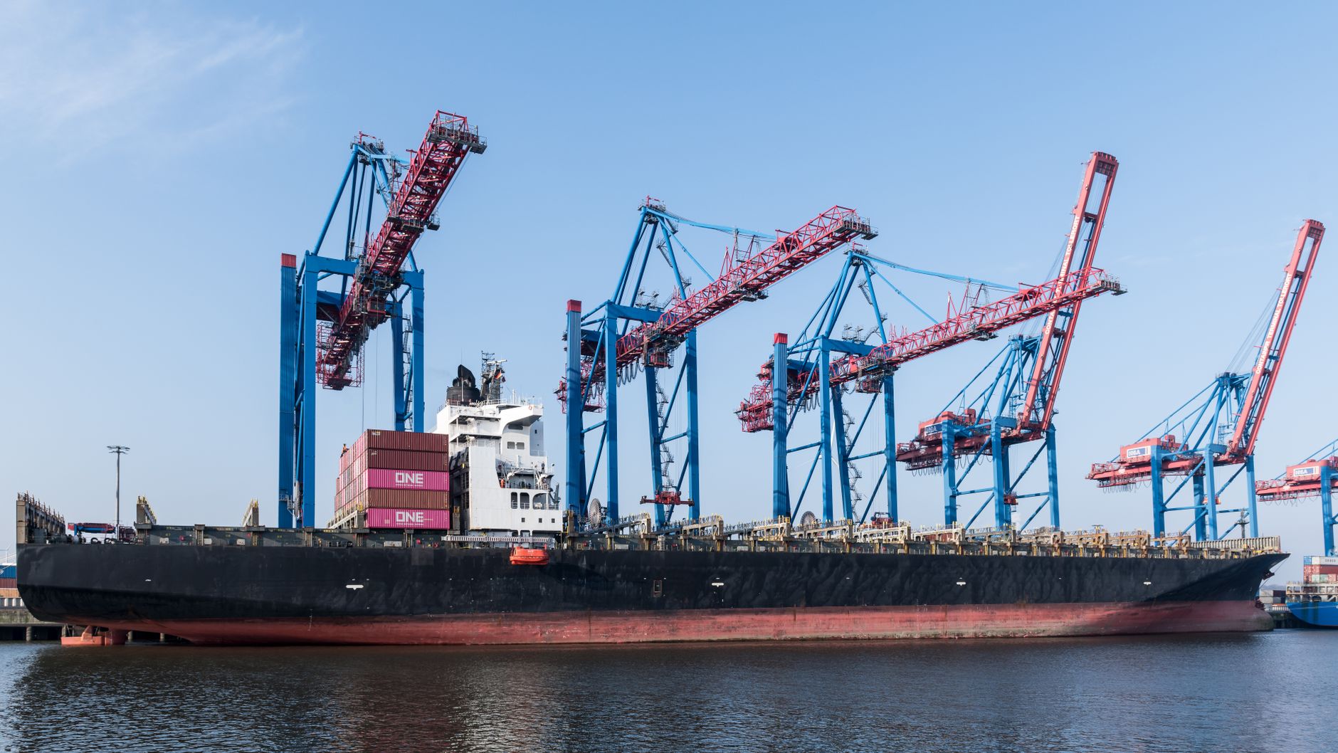 Commercial shipping yard and dry docks